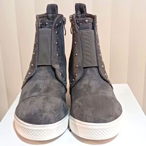 Women's Gray Suede High-Top Wedge Sneakers with Studs 7.5 New In Box